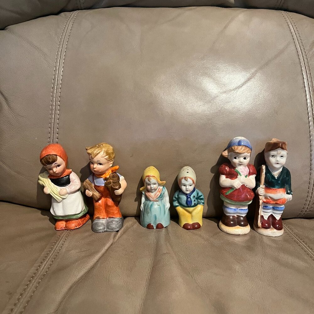 Vintage 3 Sets of dutch boy and girl  hummel like Japan salt and pepper shakers